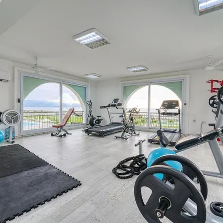 Apartment Aphrodite Beachfront *